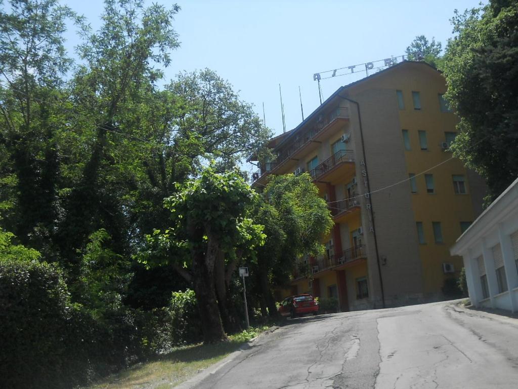 Albergo Astoria Chianciano Terme Exterior photo