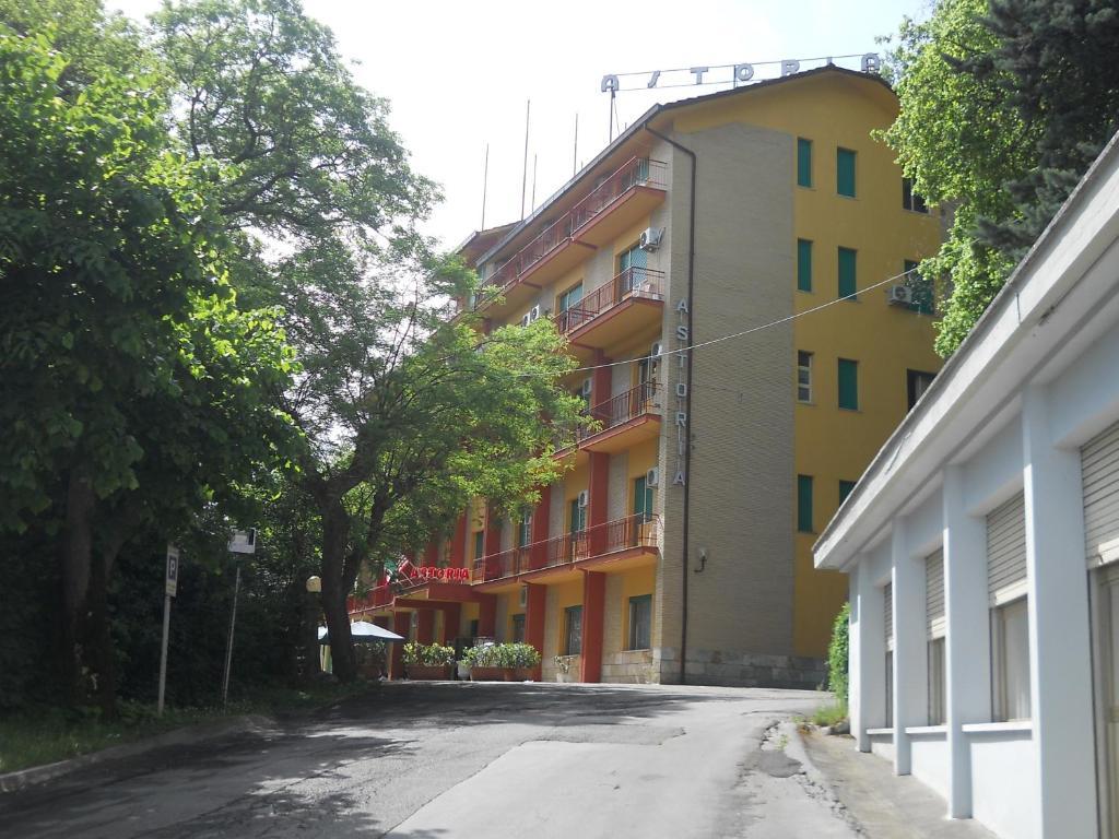 Albergo Astoria Chianciano Terme Exterior photo